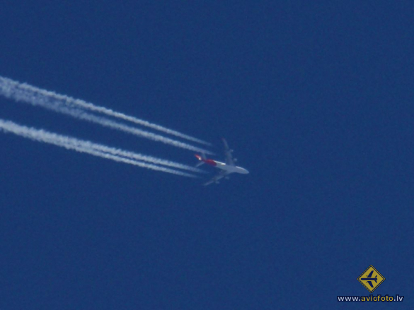 Boeing 747-438